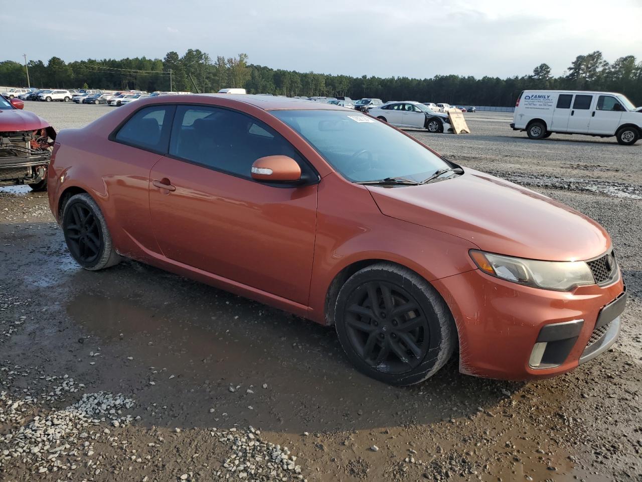 2010 KIA Forte VIN KNAFW6A35A5146559 Copart auction photo, front end damage thumbnail 4