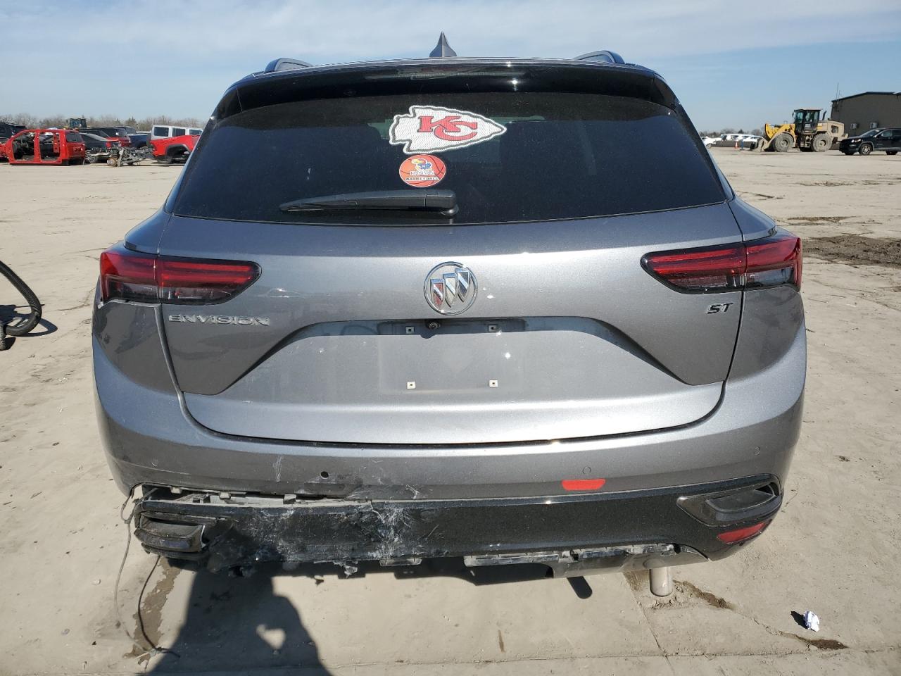 2022 Buick Envision VIN LRBFZNR47ND053473 Copart auction photo, front end / hail damage thumbnail 6