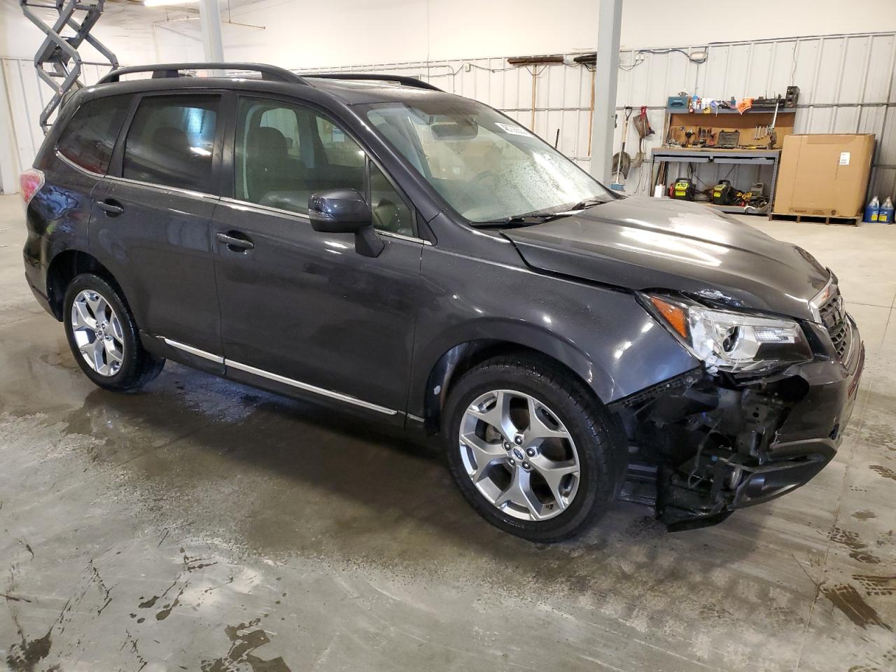 2018 Subaru Forester VIN JF2SJAWC0JH448868 Copart auction photo, front end / side damage thumbnail 4