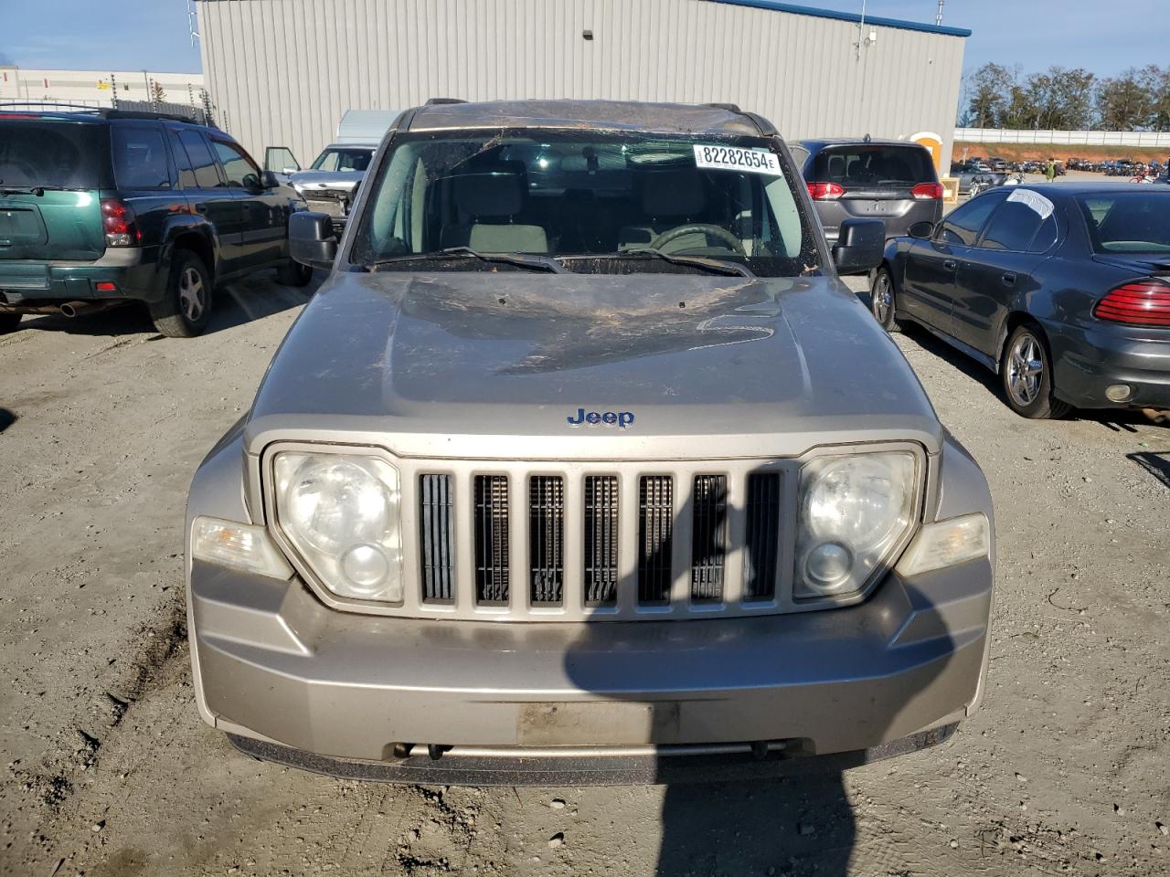 2010 Jeep Liberty (North America) VIN 1J4PN2GK4AW110271 Copart auction photo, front end damage thumbnail 5