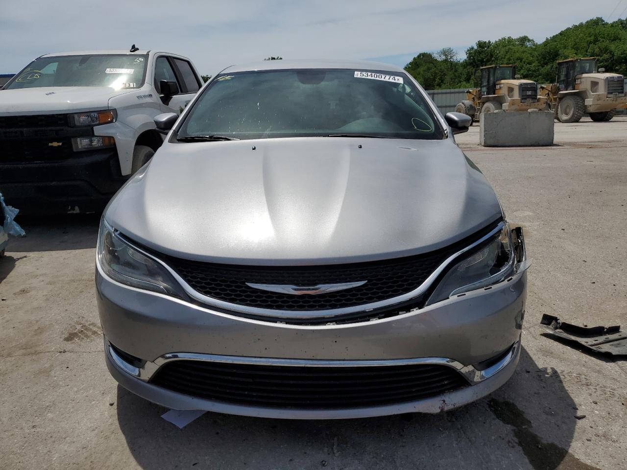 2015 Chrysler 200 VIN 1C3CCCAB6FN652384 Copart auction photo, front end / side damage thumbnail 5