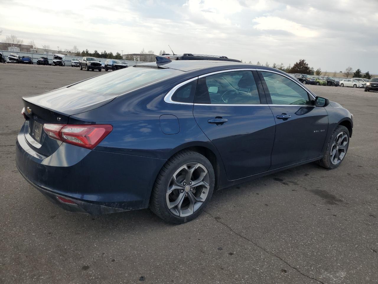 2021 Chevrolet Malibu VIN 1G1ZD5ST5MF003844 Copart auction photo, front end / side damage thumbnail 3
