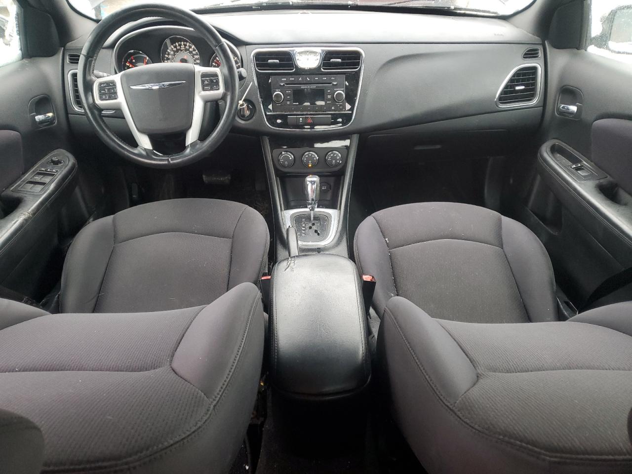 2013 Chrysler 200 VIN 1C3CCBBB7DN549867 Copart auction photo, front end / minor dent/scratches damage thumbnail 8