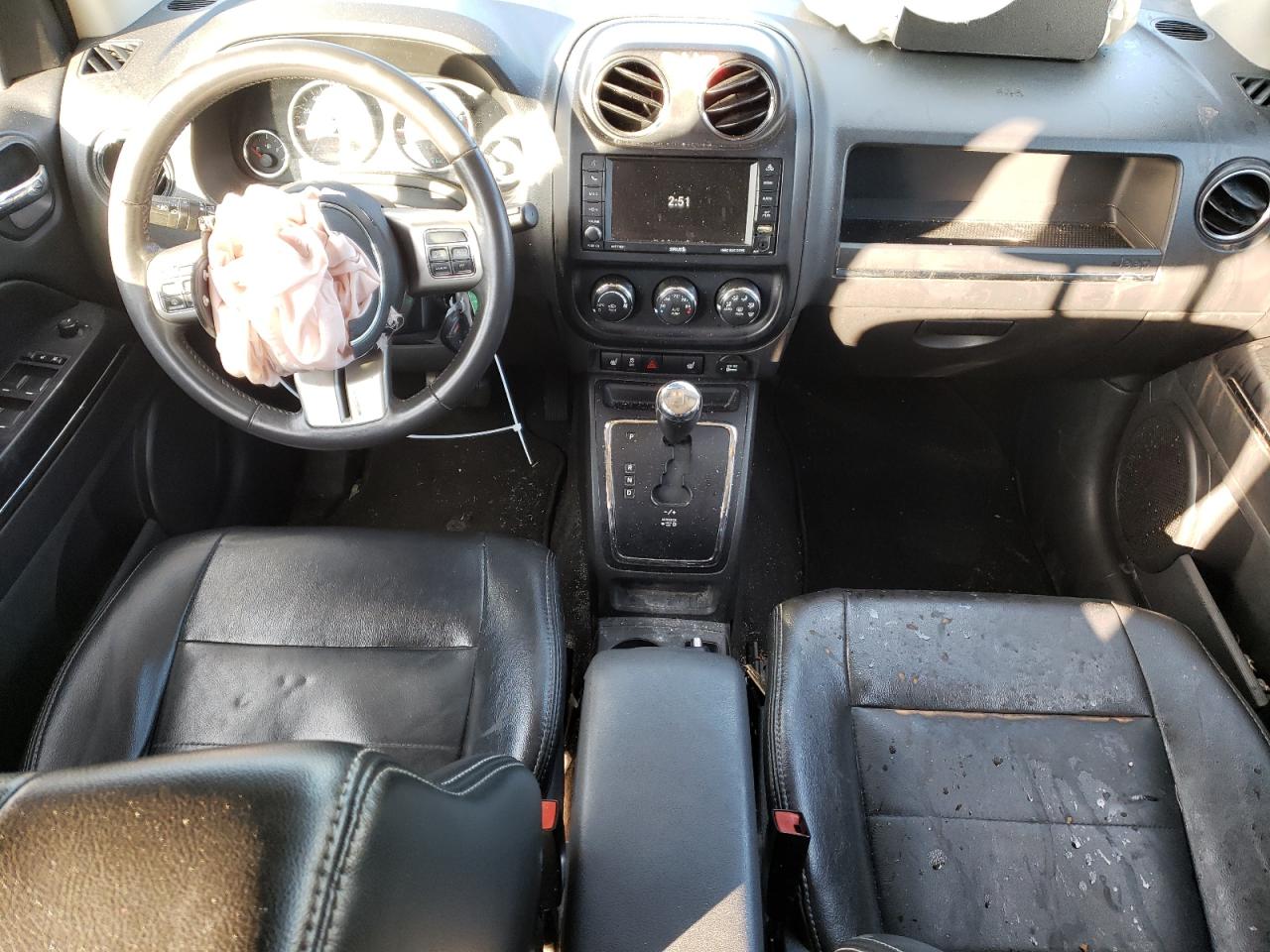 2012 Jeep Compass VIN 1C4NJDCB5CD658529 Copart auction photo, front end / side damage thumbnail 8