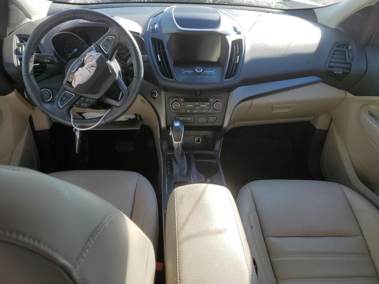 2019 Ford Escape VIN 1FMCU9HD1KUB96731 Copart auction photo, front end damage thumbnail 8