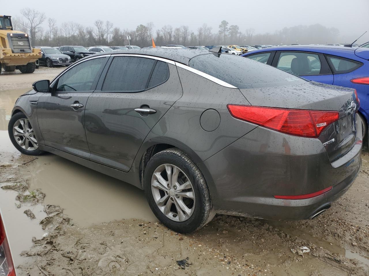 2012 KIA Optima VIN 5XXGN4A71CG089101 Copart auction photo, front end / minor dent/scratches damage thumbnail 2