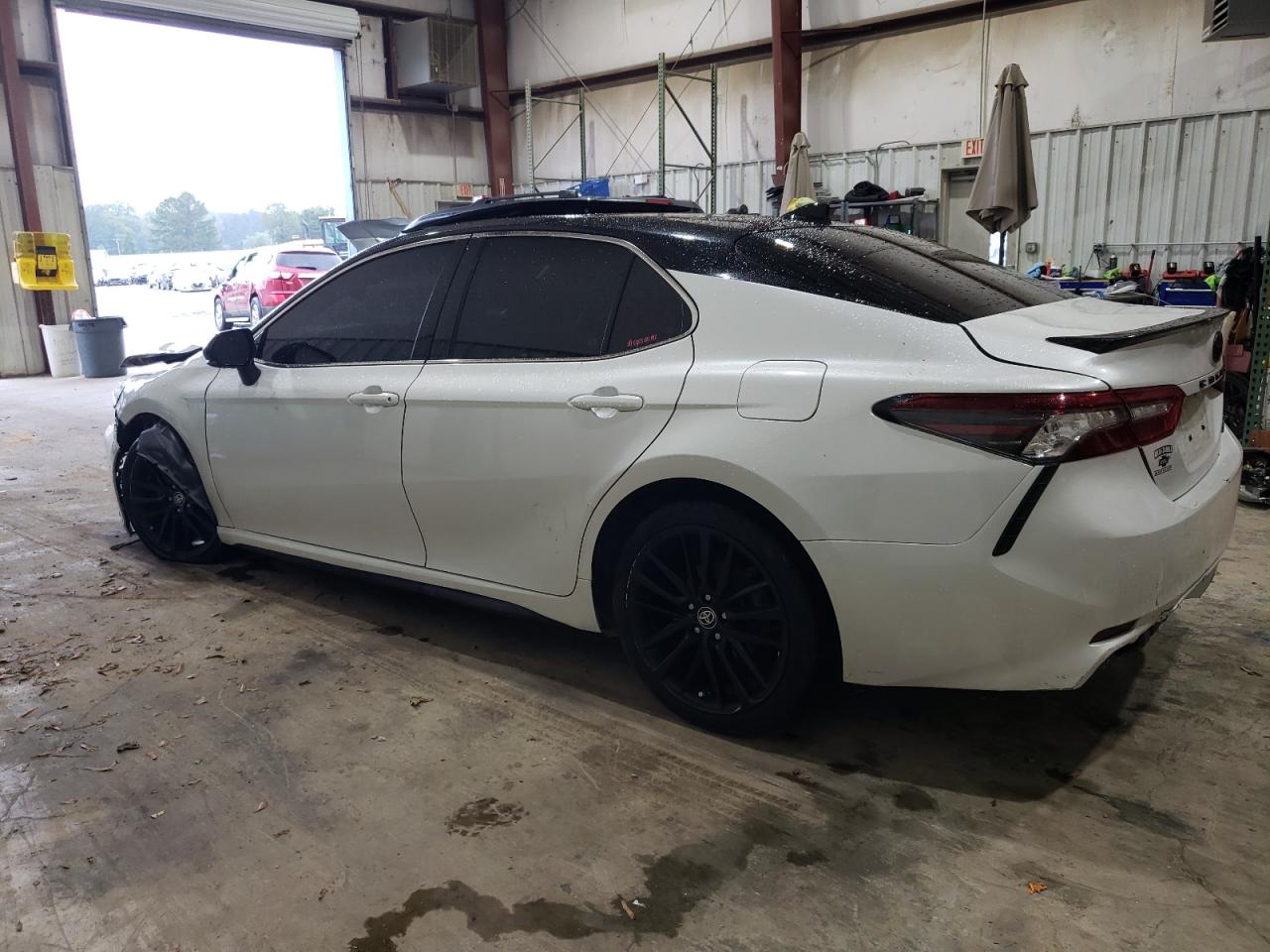2021 Toyota Camry VIN 4T1K61AK6MU555137 Copart auction photo, all over damage thumbnail 2