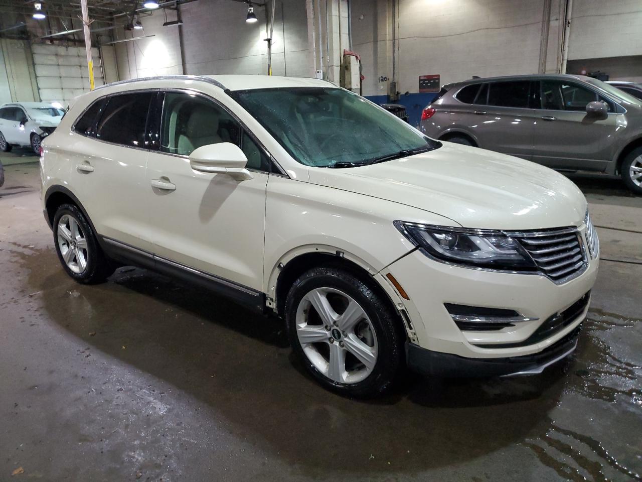 2018 Lincoln MKC VIN 5LMCJ1D99JUL20638 Copart auction photo, front end damage thumbnail 4