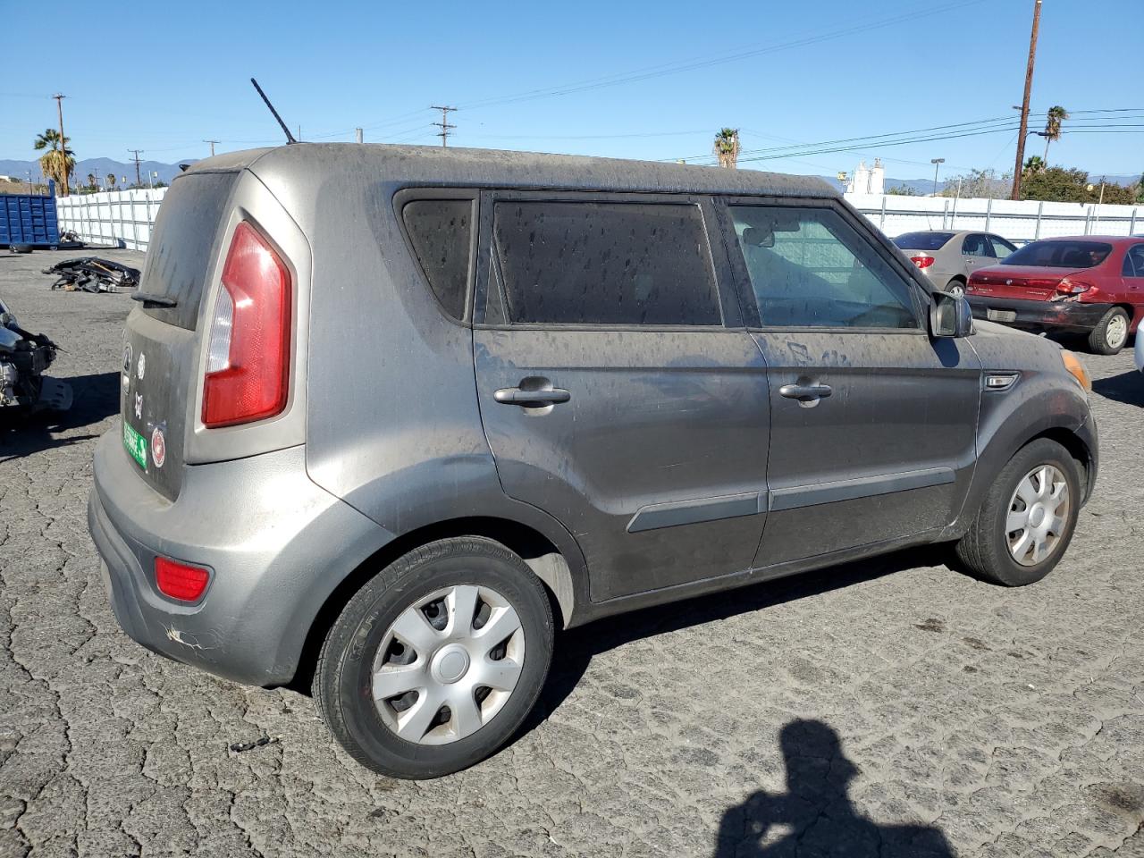 2013 KIA Soul VIN KNDJT2A52D7585646 Copart auction photo, front end / side damage thumbnail 3