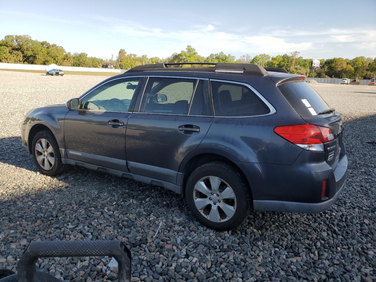 2010 Subaru Outback VIN 4S4BRBCC6A3351121 Copart auction photo, minor dent/scratches / mechanical damage thumbnail 2