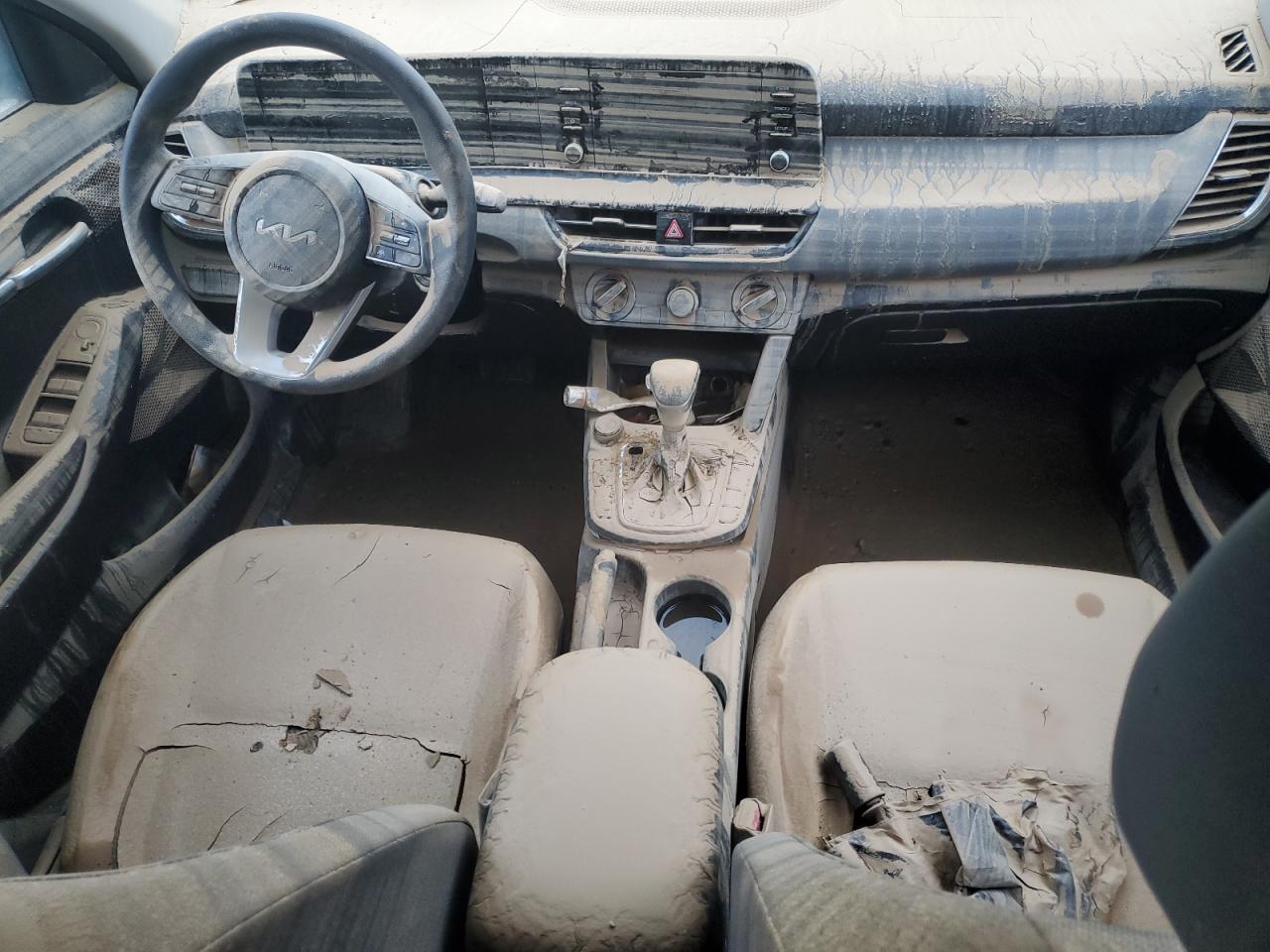 2024 KIA Seltos VIN KNDEPCAAXR7535464 Copart auction photo, water/flood damage thumbnail 8