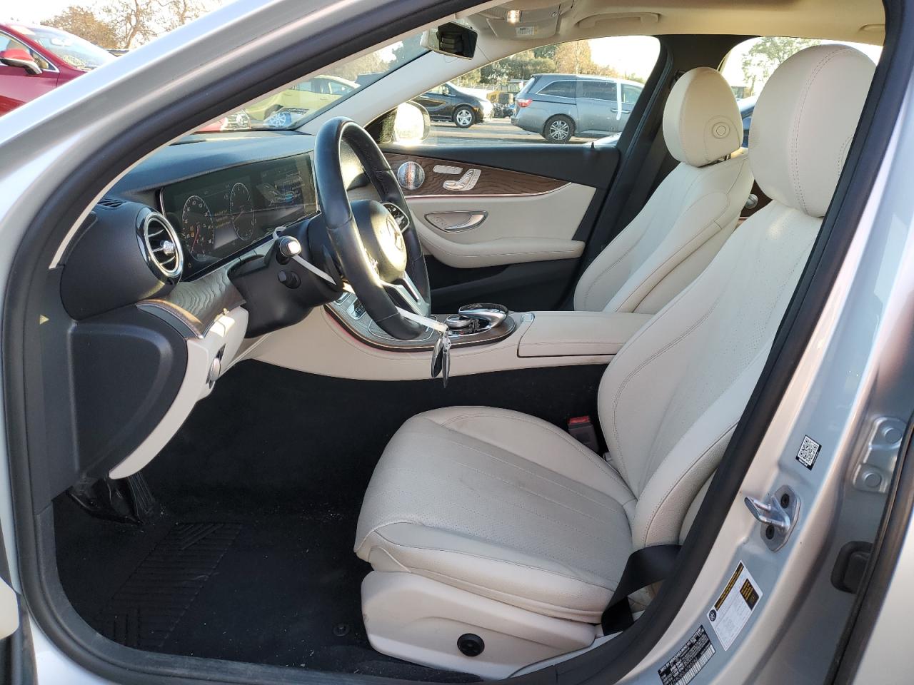 2020 Mercedes-Benz E-klasse VIN W1KZF8DB0LA765262 Copart auction photo, side / minor dent/scratches damage thumbnail 7