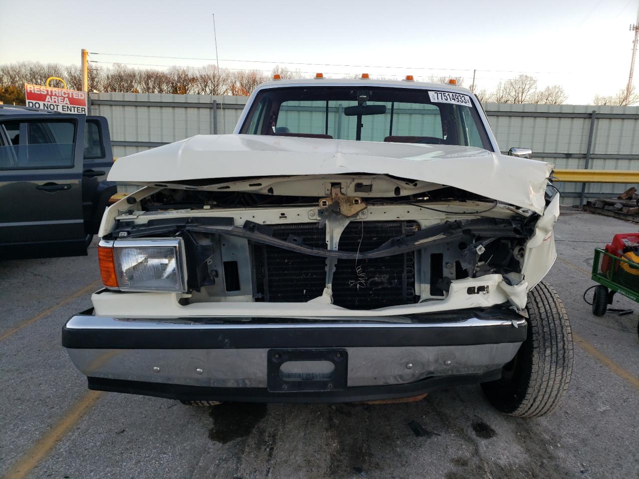 1990 Ford F-150 VIN 1FTEF15N9LPB30210 Copart auction photo, front end damage thumbnail 5