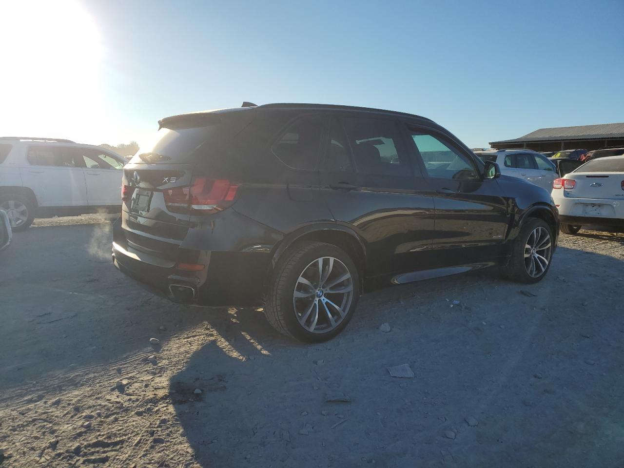 2015 BMW X5 VIN 5UXKR0C53F0K58297 Copart auction photo, front end / minor dent/scratches damage thumbnail 3