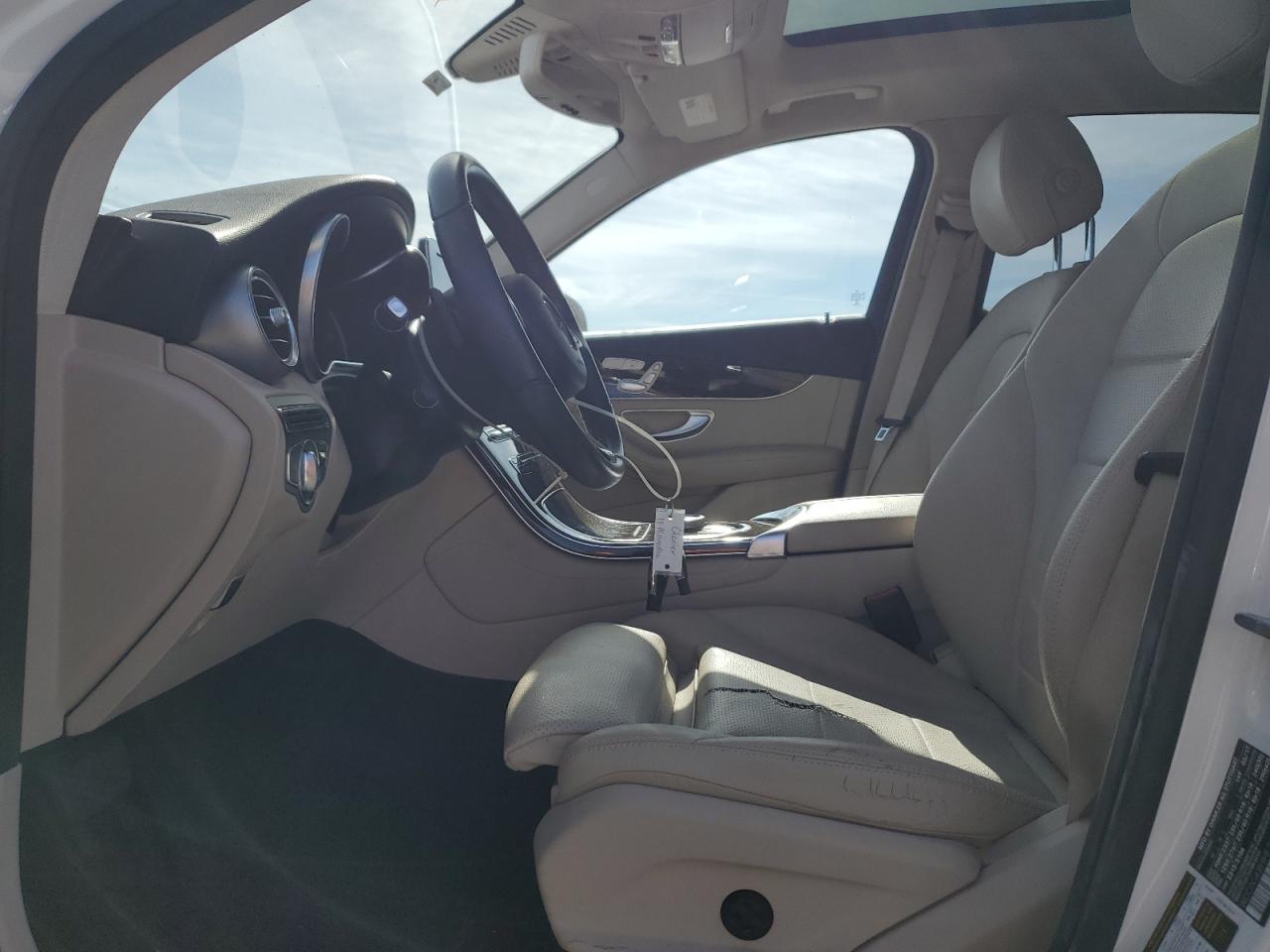 2017 Mercedes-Benz GLC VIN WDC0G4JB9HF245482 Copart auction photo, rear end / front end damage thumbnail 7