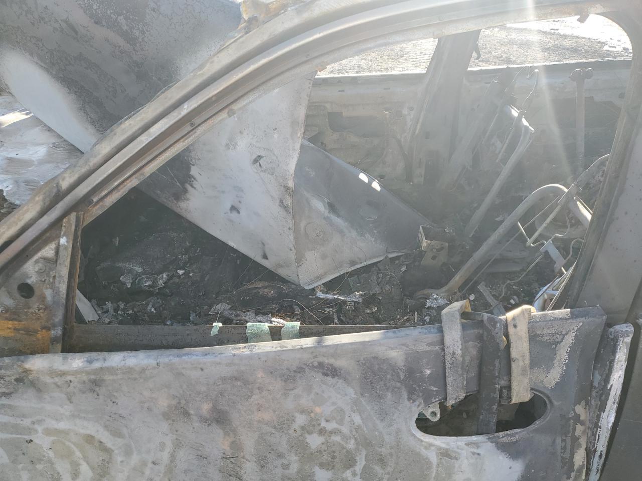 2002 Buick Park Avenue VIN 1G4CW54K924232317 Copart auction photo, burn damage thumbnail 7