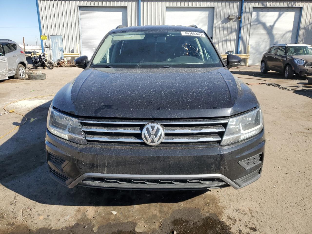 2019 Volkswagen Tiguan VIN 3VV0B7AX1KM110572 Copart auction photo, side damage thumbnail 5