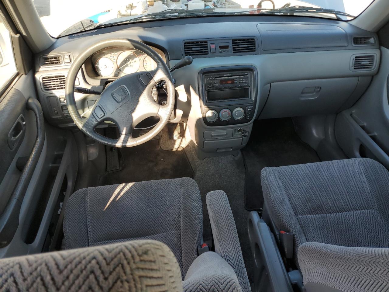 1998 Honda CR-V VIN JHLRD1868WC074559 Copart auction photo, rear end damage thumbnail 8