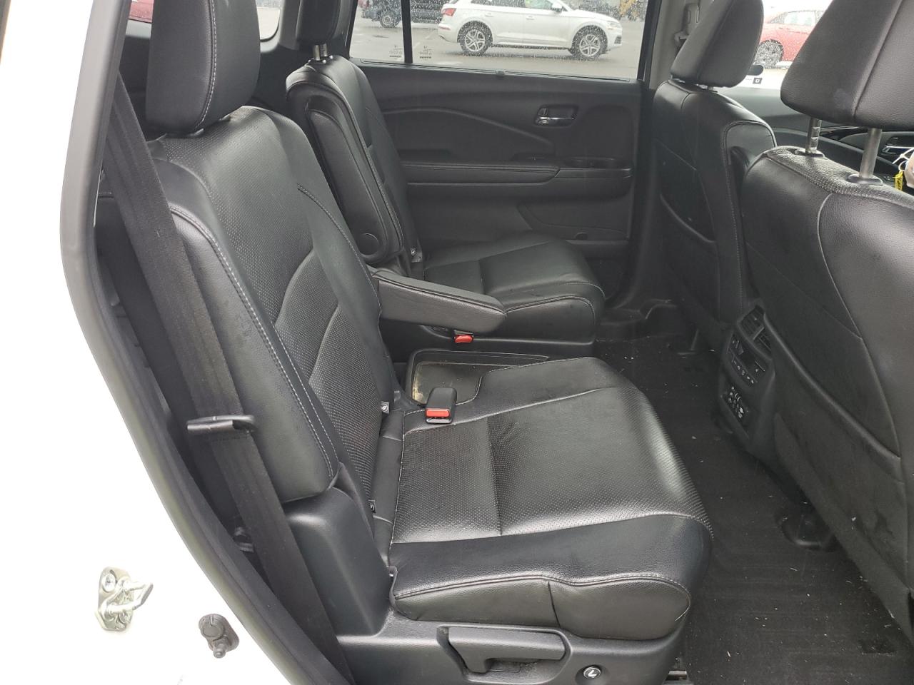 2016 Honda Pilot VIN 5FNYF6H04GB104012 Copart auction photo, front end / side damage thumbnail 11