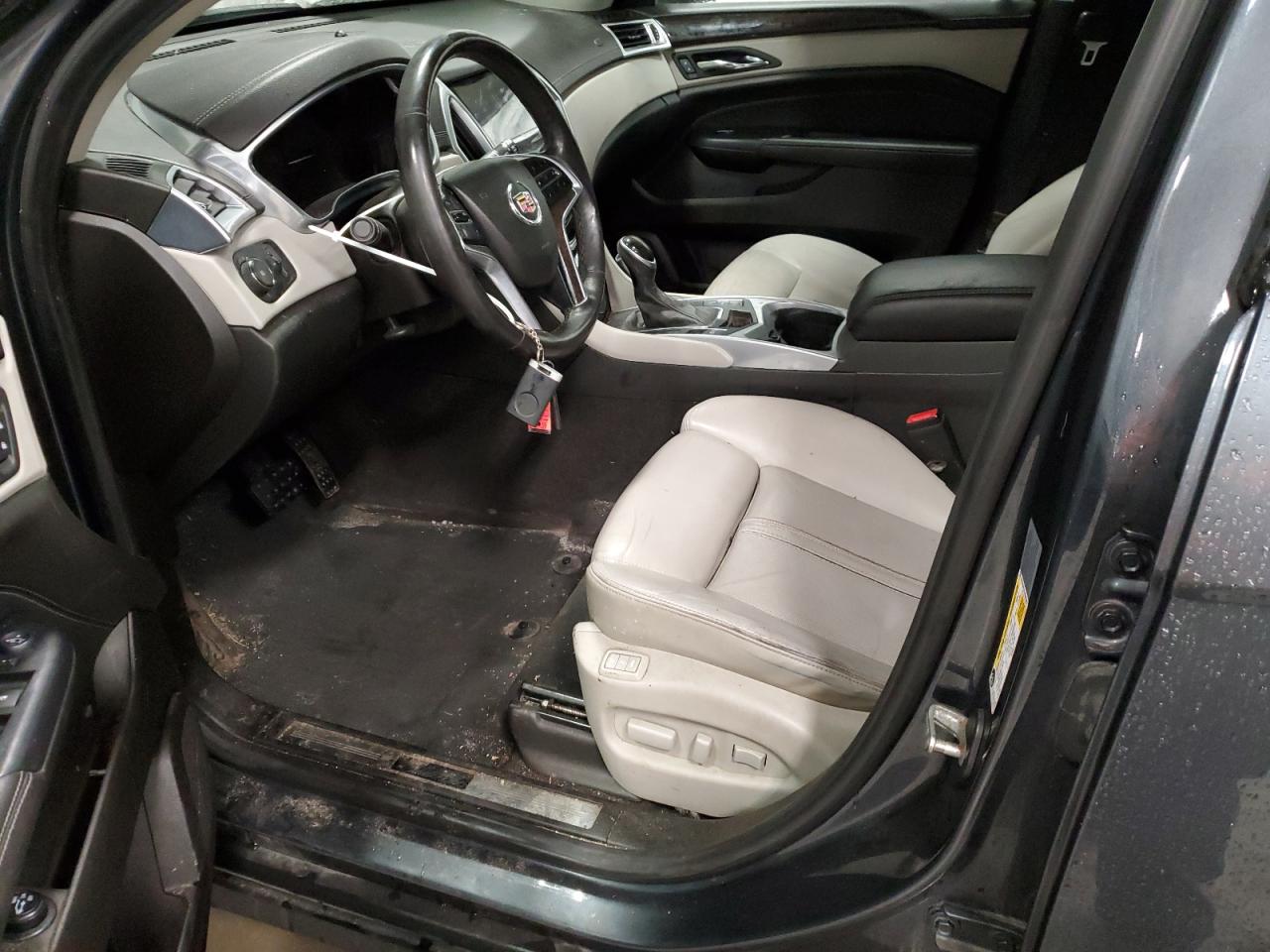 2013 Cadillac SRX VIN 3GYFNHE37DS606000 Copart auction photo, normal wear damage thumbnail 7