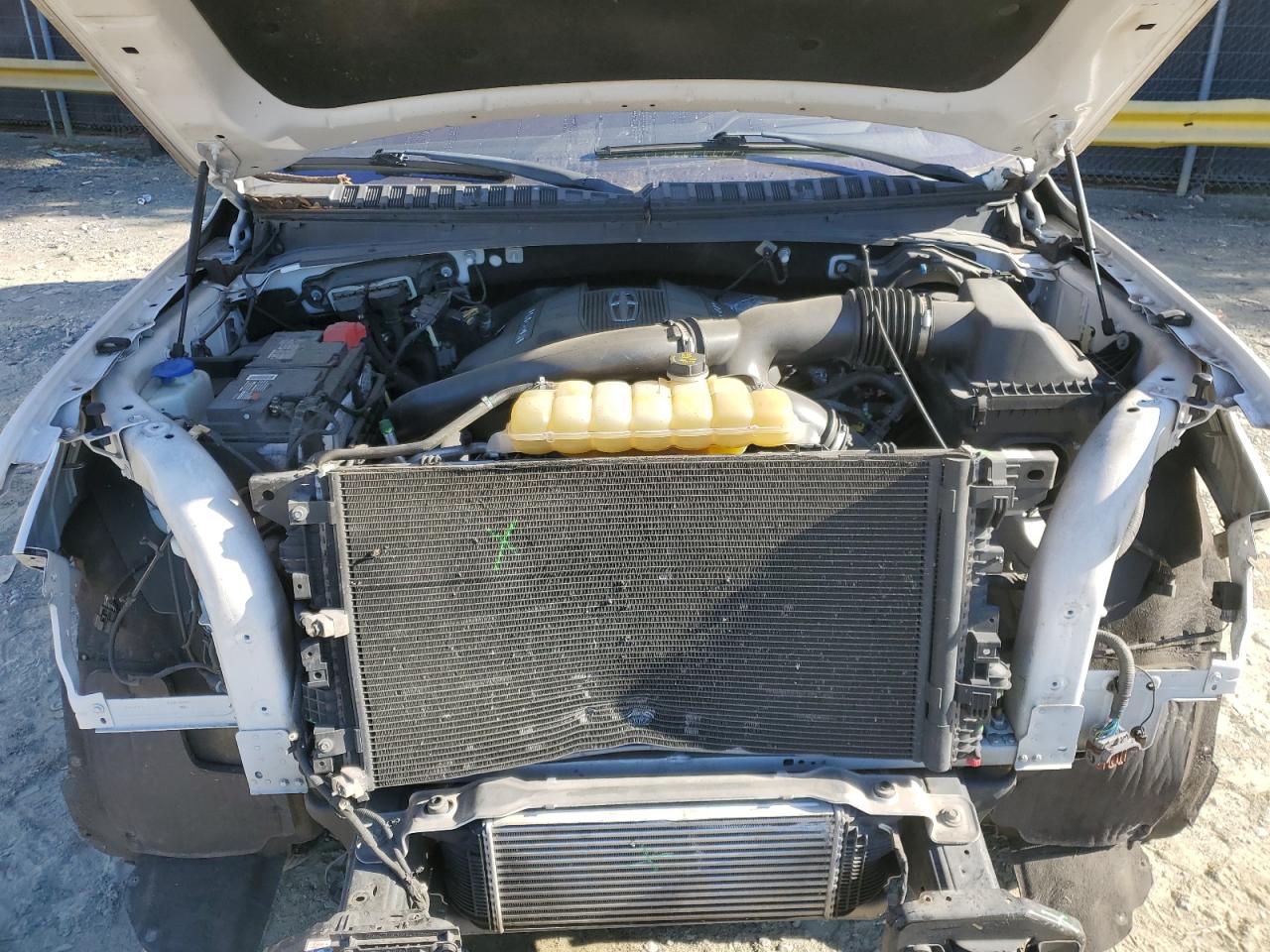2019 Lincoln Navigator VIN 5LMJJ3LT8KEL03521 Copart auction photo, front end damage thumbnail 12