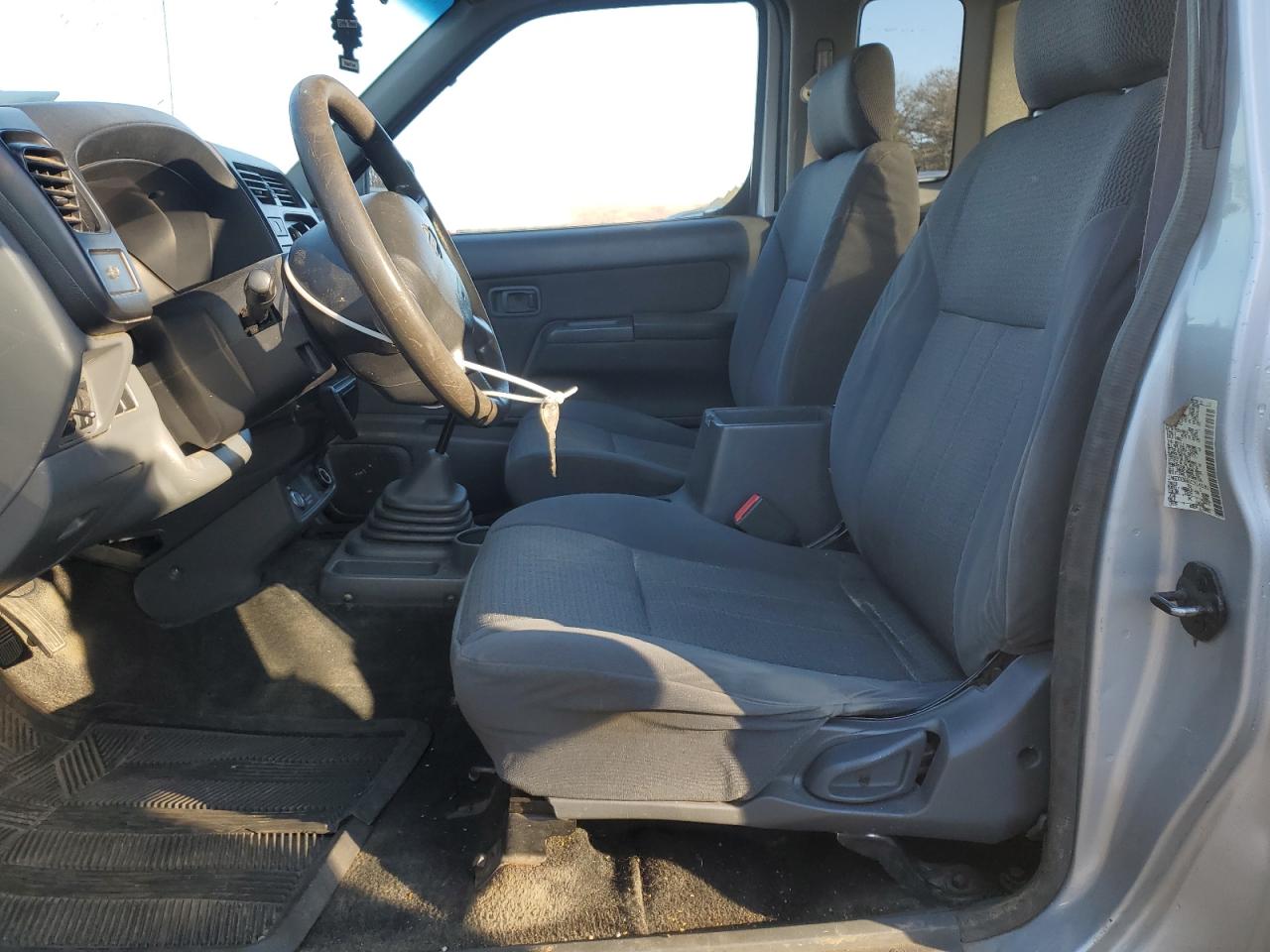 2001 Nissan Navara (Frontier) VIN 1N6DD26S81C314101 Copart auction photo, rear end / minor dent/scratches damage thumbnail 7