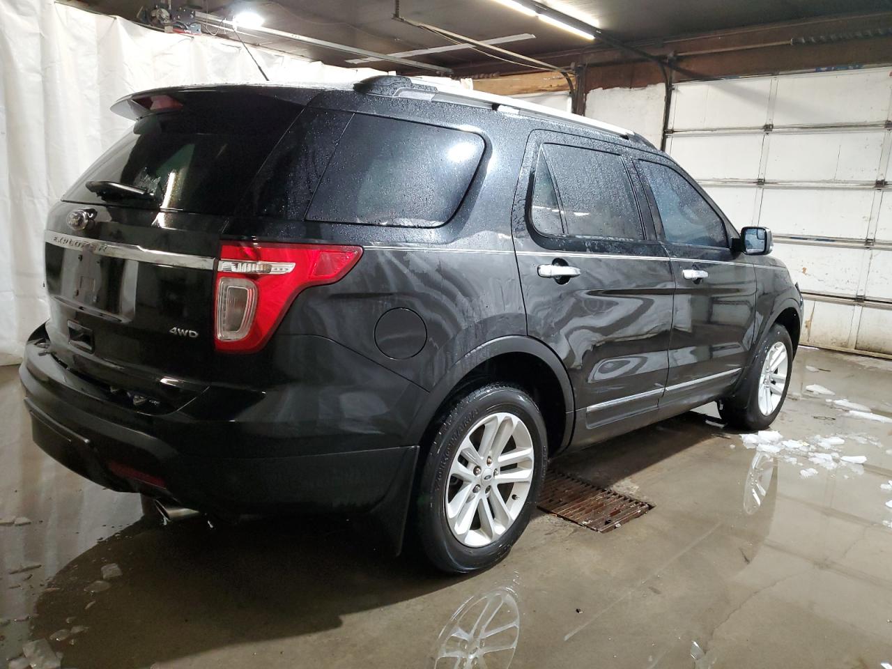2013 Ford Explorer VIN 1FM5K8D84DGB18785 Copart auction photo, front end / minor dent/scratches damage thumbnail 3