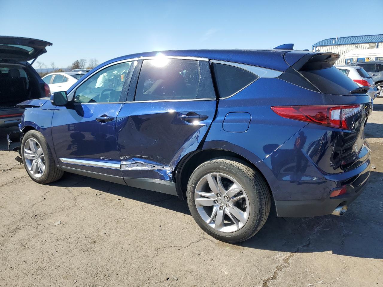 2019 Acura RDX VIN 5J8TC2H76KL030589 Copart auction photo, front end / side damage thumbnail 2