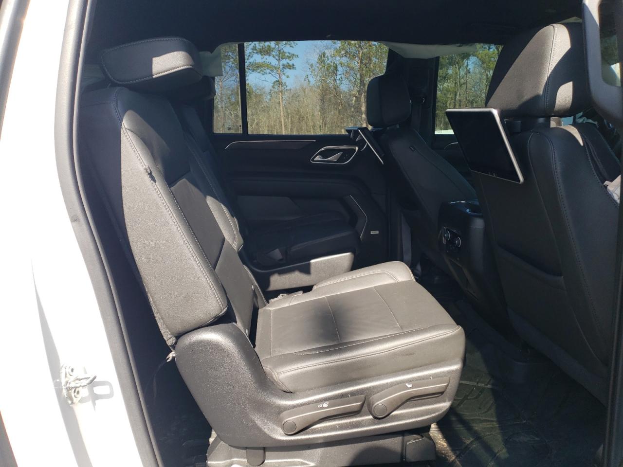 2021 Chevrolet Suburban VIN 1GNSCCKD0MR431237 Copart auction photo, front end damage thumbnail 11