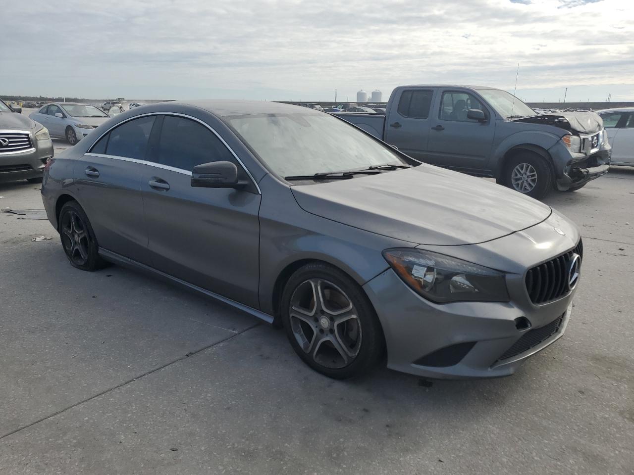 2014 Mercedes-Benz CLA-klasse VIN WDDSJ4EB2EN155799 Copart auction photo, normal wear damage thumbnail 4