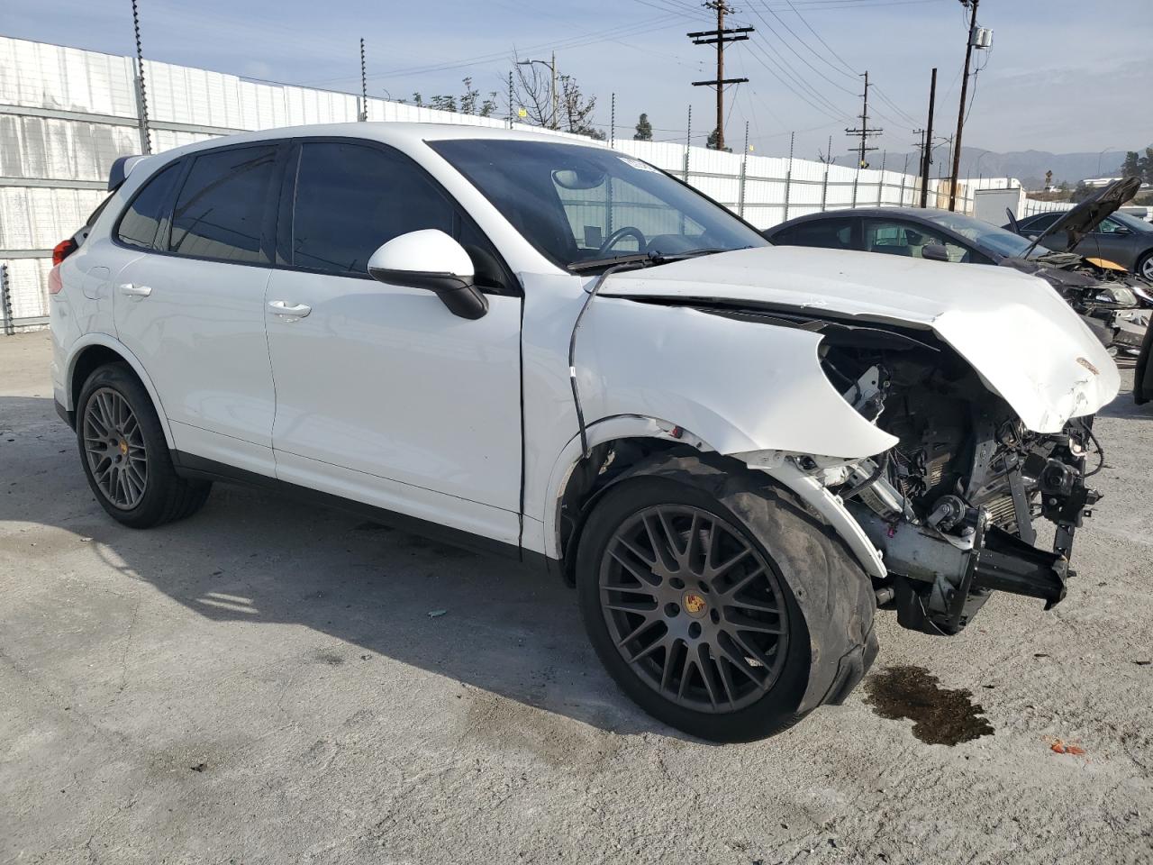 2017 Porsche Cayenne VIN WP1AA2A26HKA84675 Copart auction photo, front end damage thumbnail 4