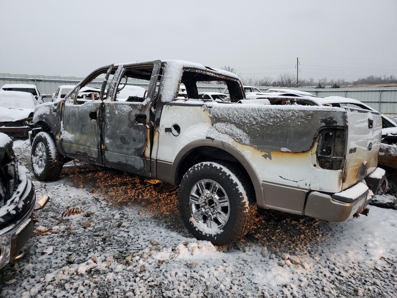 2004 Ford F-150 VIN 1FTPW12514KB02414 Copart auction photo, burn damage thumbnail 2