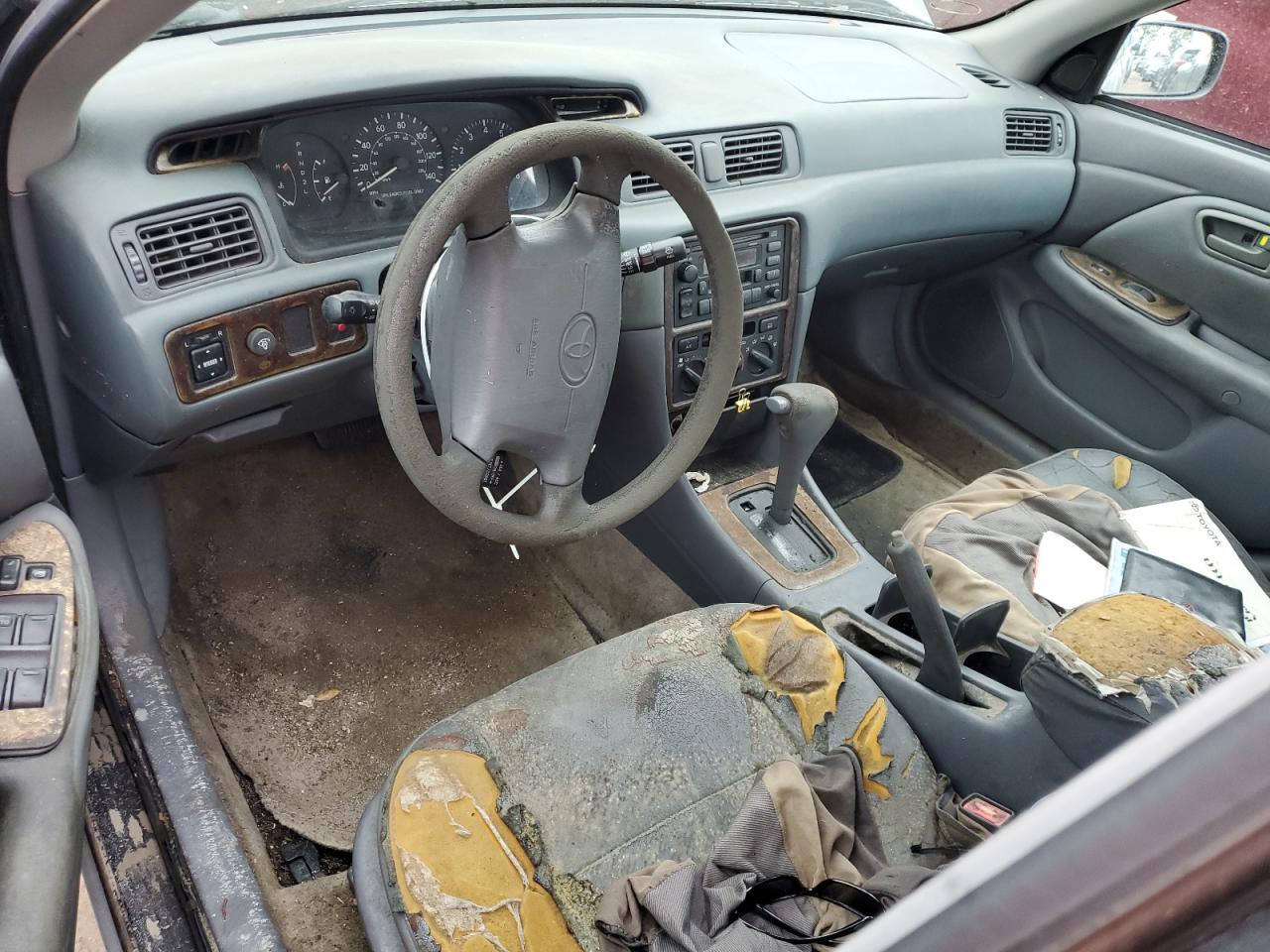 1999 Toyota Camry VIN 4T1BG22K3XU865607 Copart auction photo, water/flood damage thumbnail 8