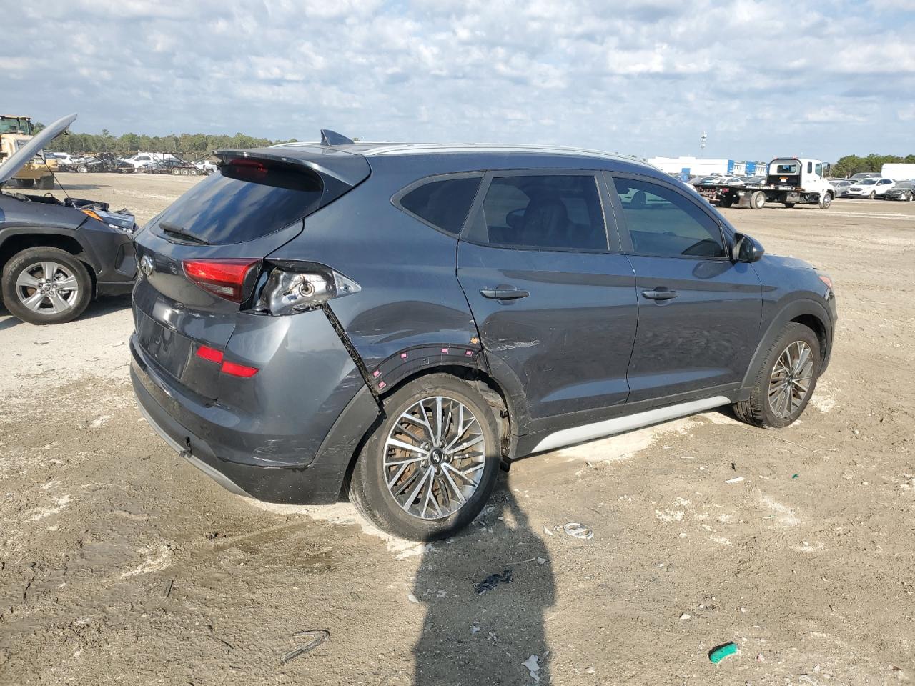 2019 Hyundai Tucson VIN KM8J33AL1KU947562 Copart auction photo, rear end damage thumbnail 3