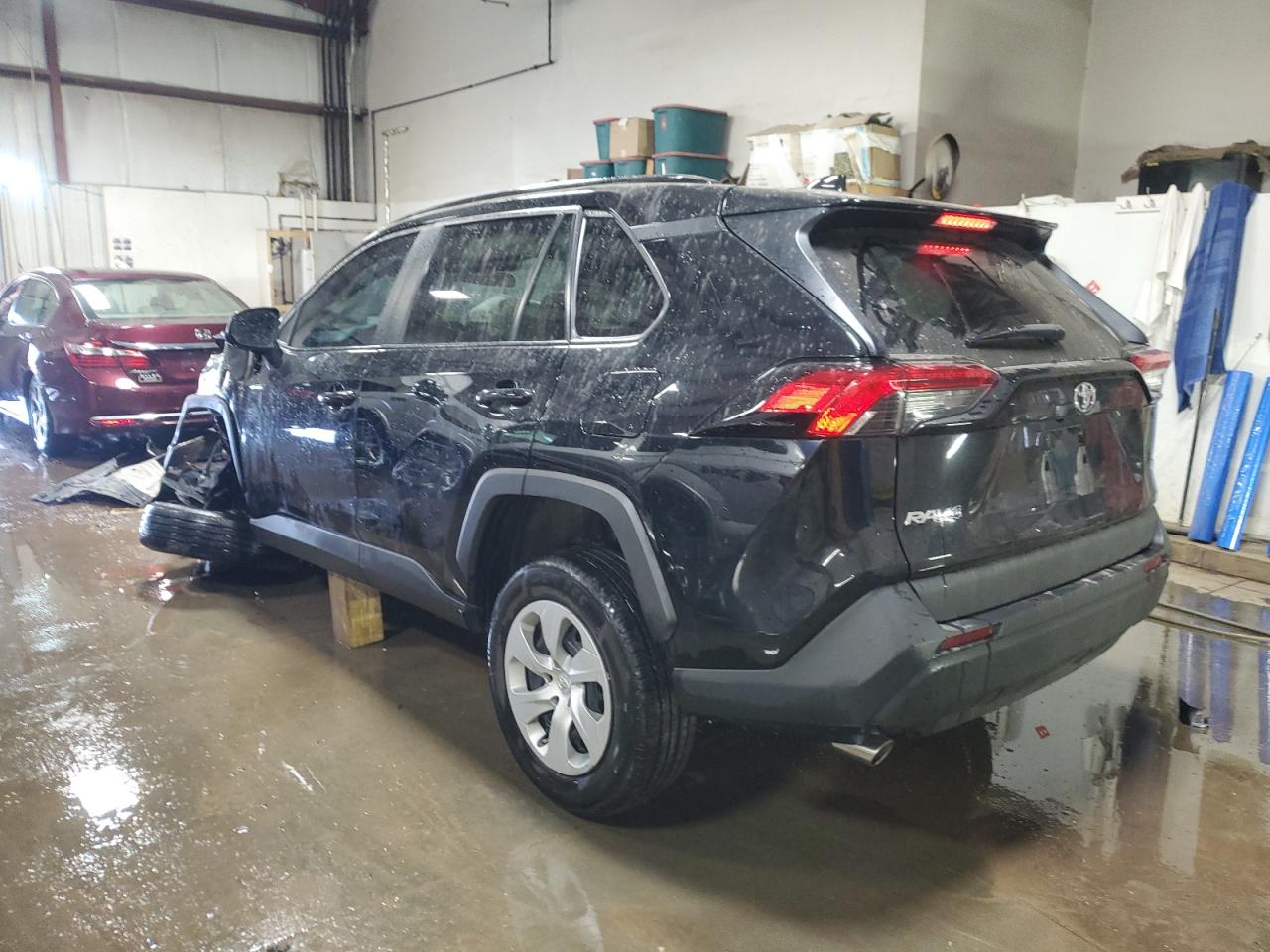 2021 Toyota RAV 4 VIN 2T3K1RFV2MC099792 Copart auction photo, front end / side damage thumbnail 2
