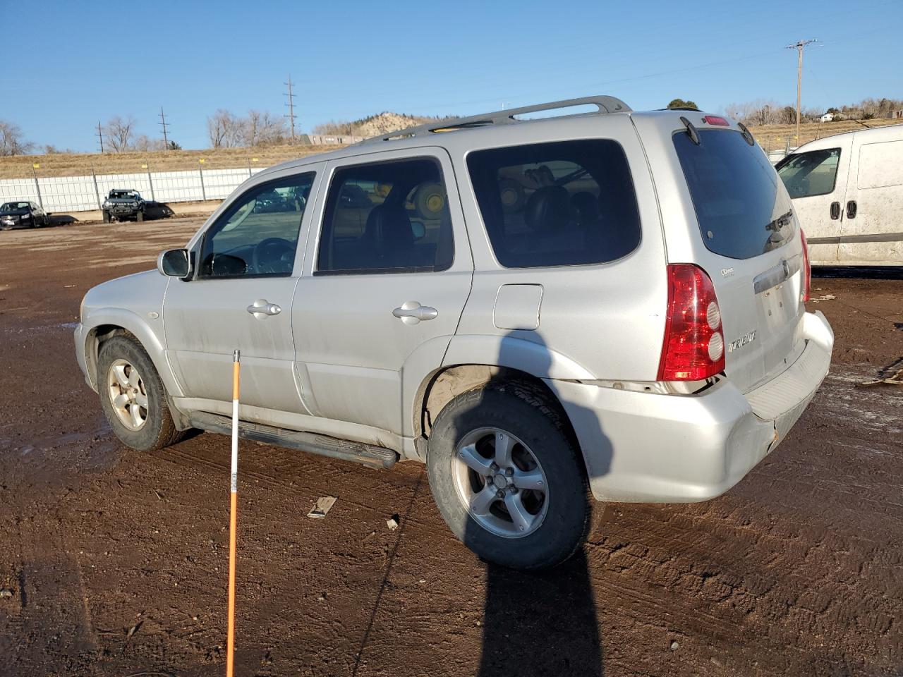 2005 Mazda Tribute VIN 4F2YZ96195KM42350 Copart auction photo, rear end damage thumbnail 2
