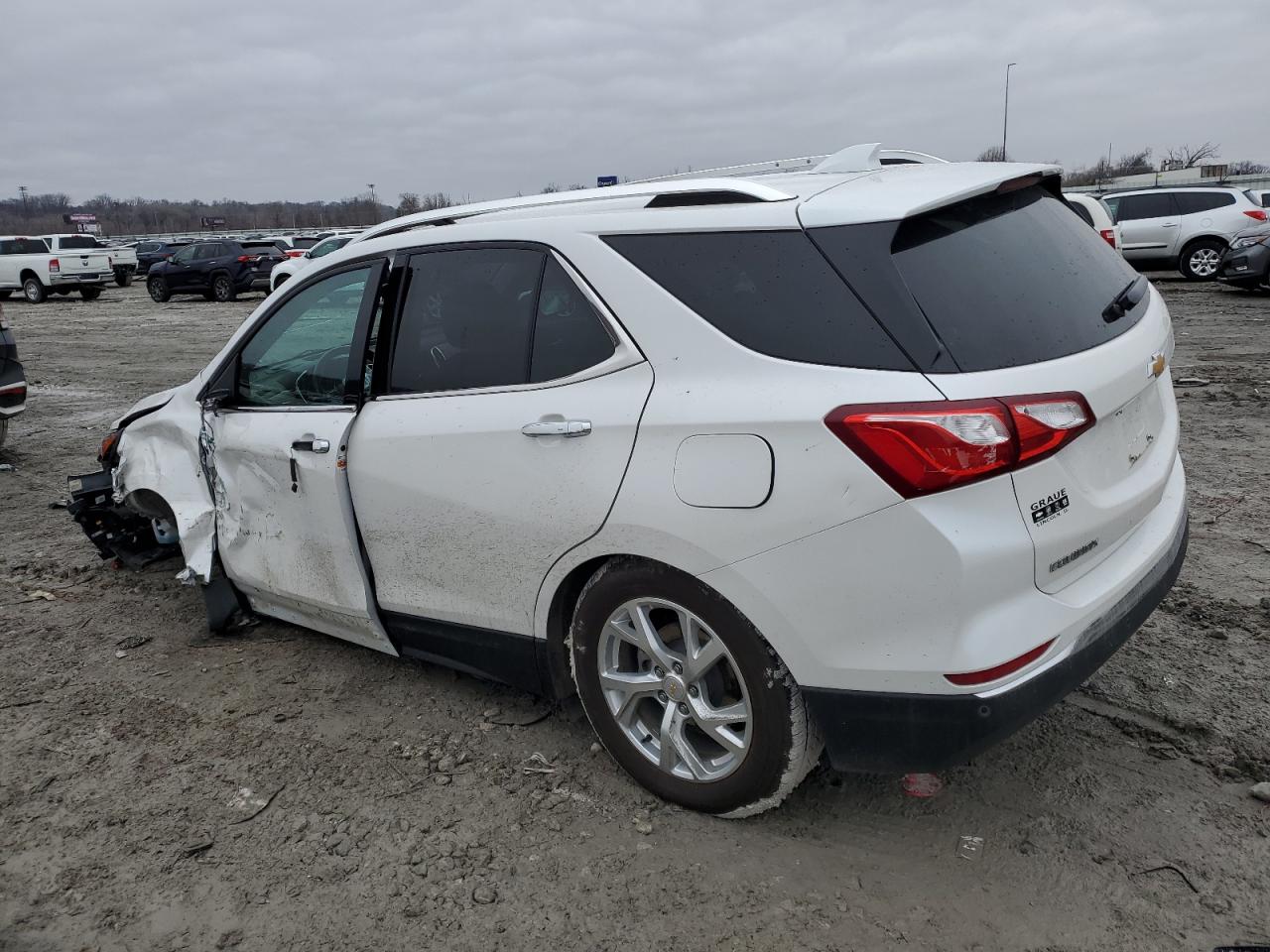 2018 Chevrolet Equinox VIN 2GNAXMEVXJ6244850 Copart auction photo, front end / side damage thumbnail 2