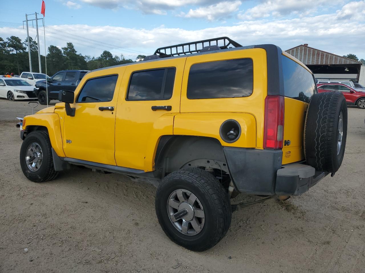 2007 Hummer H3 VIN 5GTDN13EX78147544 Copart auction photo, side damage thumbnail 2