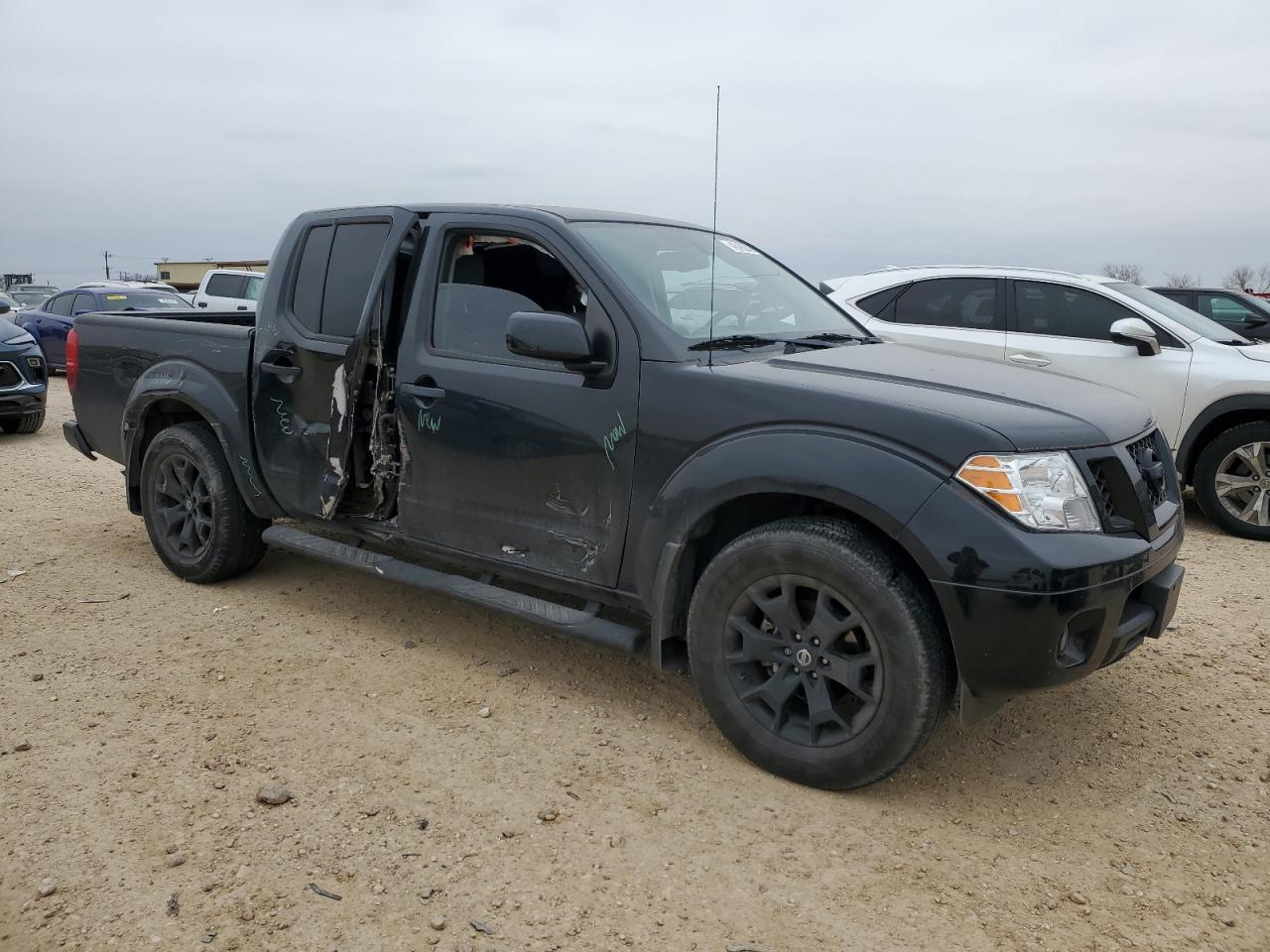 2020 Nissan Navara (Frontier) VIN 1N6ED0EA6LN715090 Copart auction photo, side damage thumbnail 4