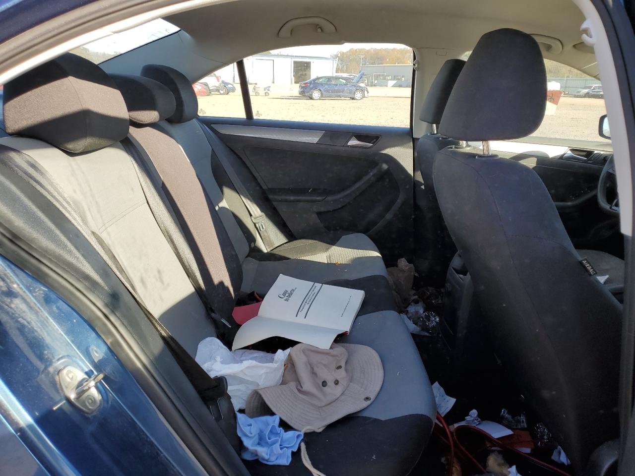2017 Volkswagen Jetta VIN 3VW2B7AJ2HM212651 Copart auction photo, all over damage thumbnail 11