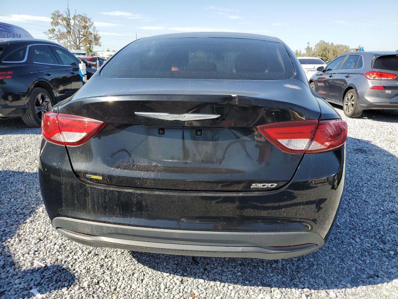 2016 Chrysler 200 VIN 1C3CCCFB6GN185770 Copart auction photo, side / minor dent/scratches damage thumbnail 6