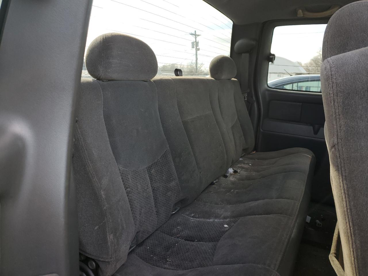 2005 Chevrolet Silverado VIN 2GCEK19T651191888 Copart auction photo, rear end damage thumbnail 10