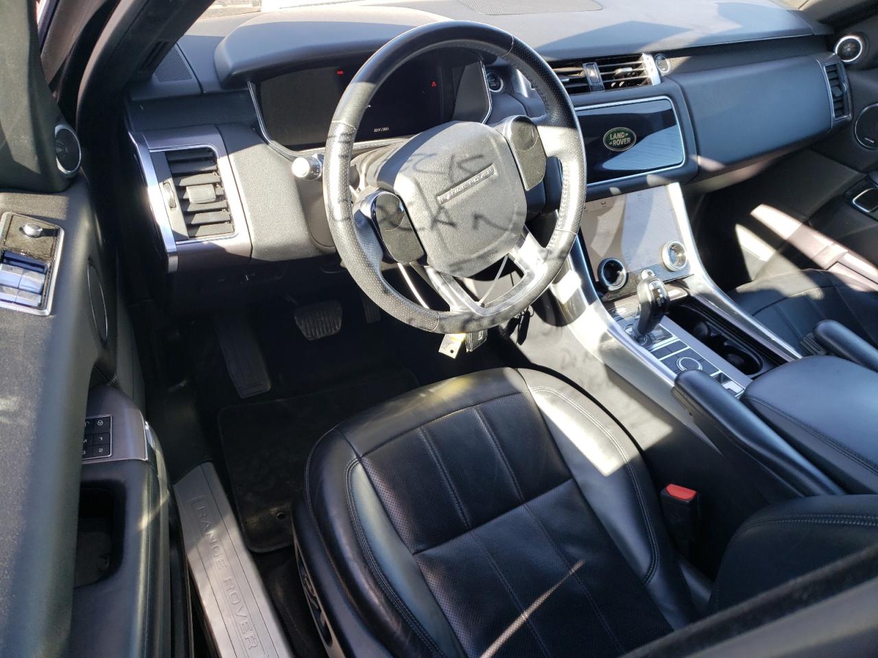 2019 Land Rover Range Rover VIN SALWR2RV4KA839195 Copart auction photo, front end damage thumbnail 8