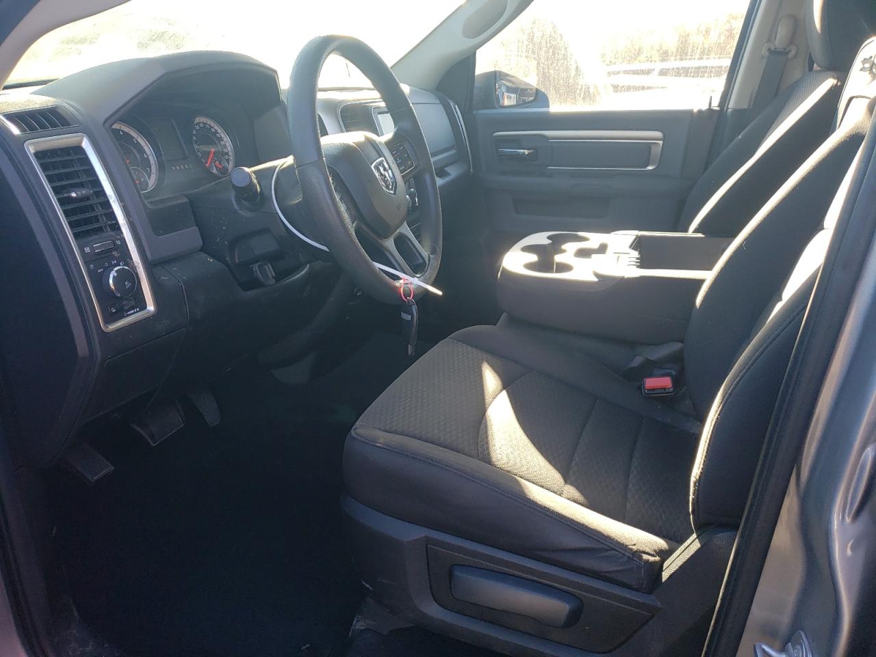 2019 RAM 1500 VIN 1C6RR7GG4KS700370 Copart auction photo, front end / minor dent/scratches damage thumbnail 7