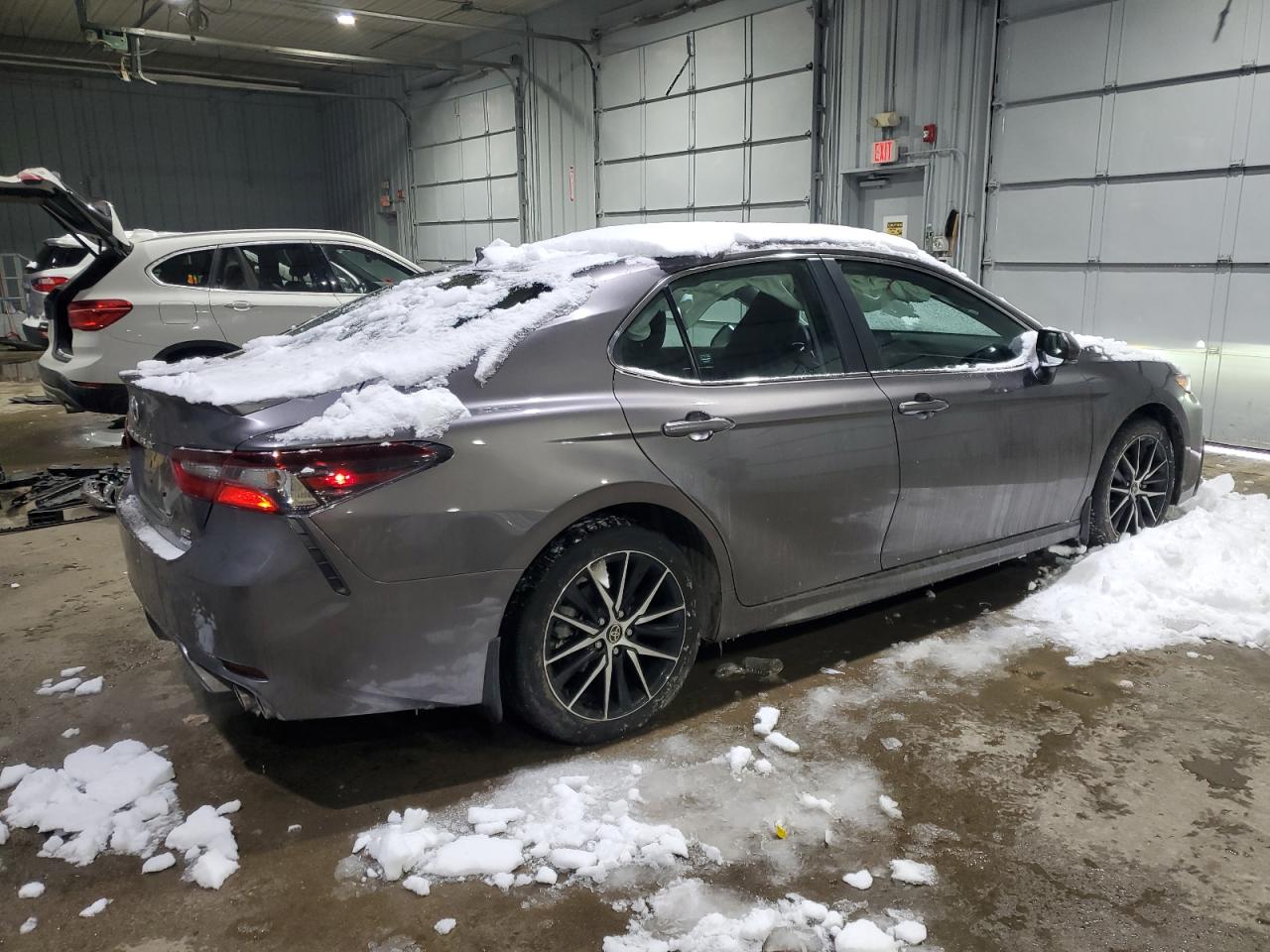 2024 Toyota Camry VIN 4T1G11BK7RU118578 Copart auction photo, side / front end damage thumbnail 3