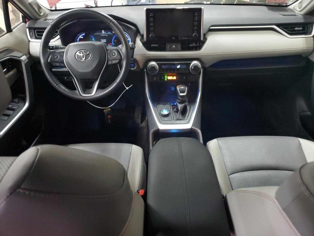 2020 Toyota RAV 4 VIN JTMDWRFV2LD056252 Copart auction photo, front end damage thumbnail 8