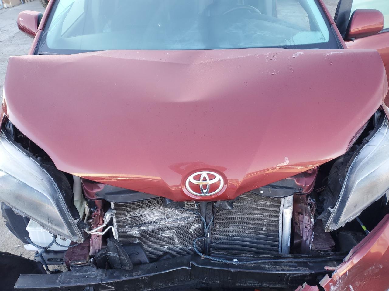 2017 Toyota Sienna VIN 5TDXZ3DC9HS833637 Copart auction photo, front end damage thumbnail 13