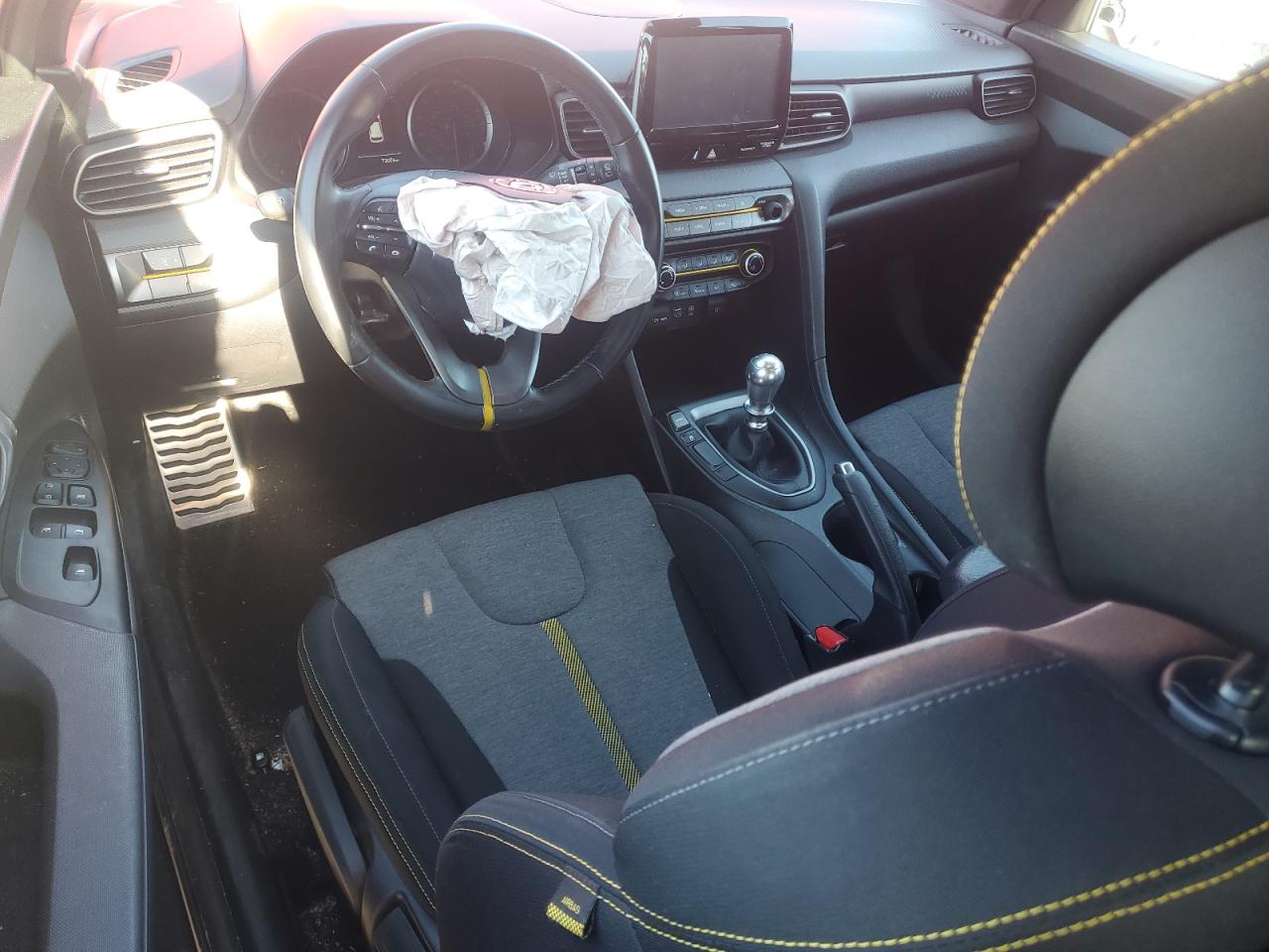 2019 Hyundai Veloster VIN KMHTH6AB9KU015340 Copart auction photo, front end / side damage thumbnail 8