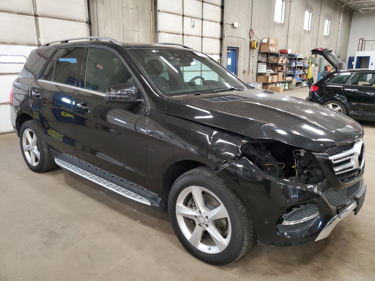2016 Mercedes-Benz GLE VIN 4JGDA5HBXGA696156 Copart auction photo, front end / rear end damage thumbnail 4