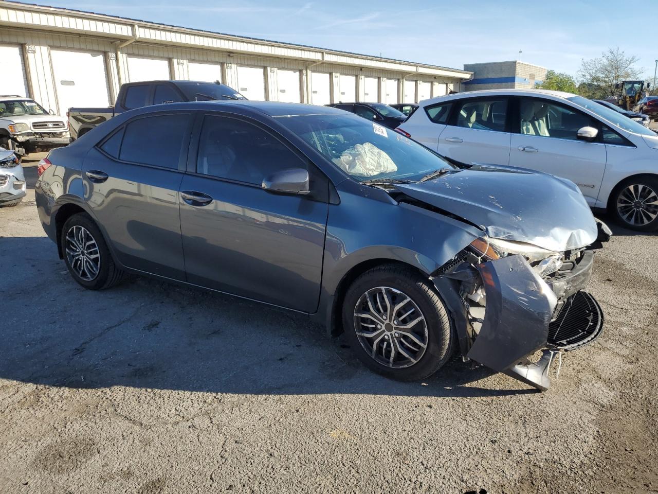 2014 Toyota Corolla VIN 2T1BURHEXEC218946 Copart auction photo, front end / minor dent/scratches damage thumbnail 4
